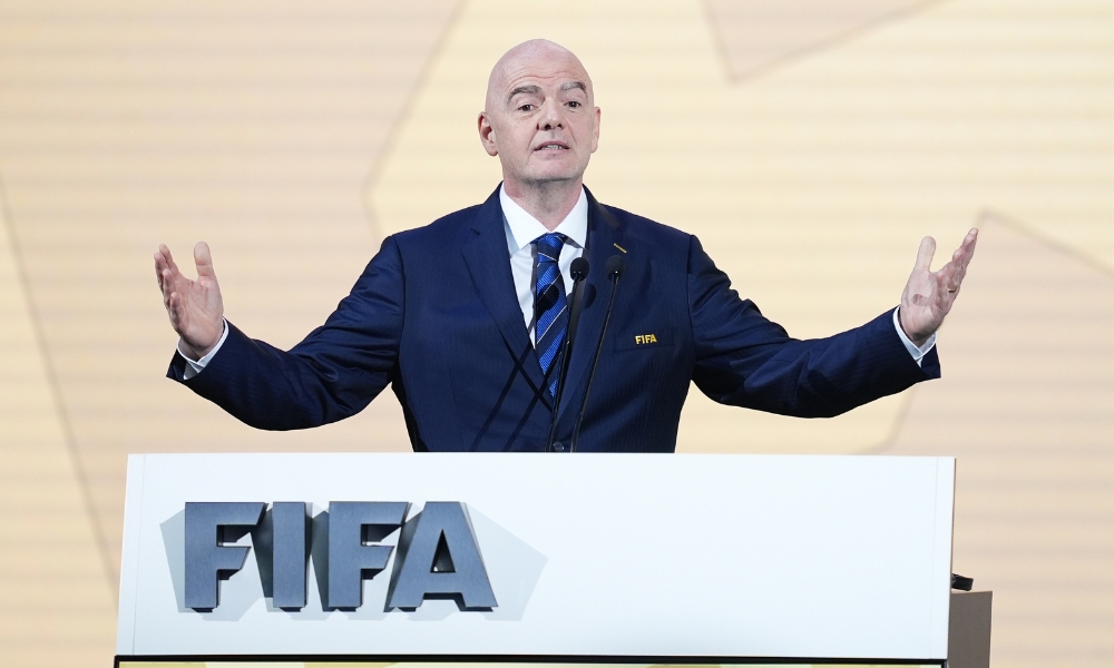 親自轉發證實轉會消息！拉莫斯8000萬歐加盟大巴黎！.